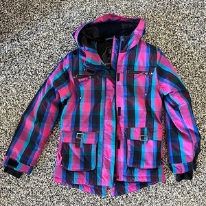 Snow jacket powder room